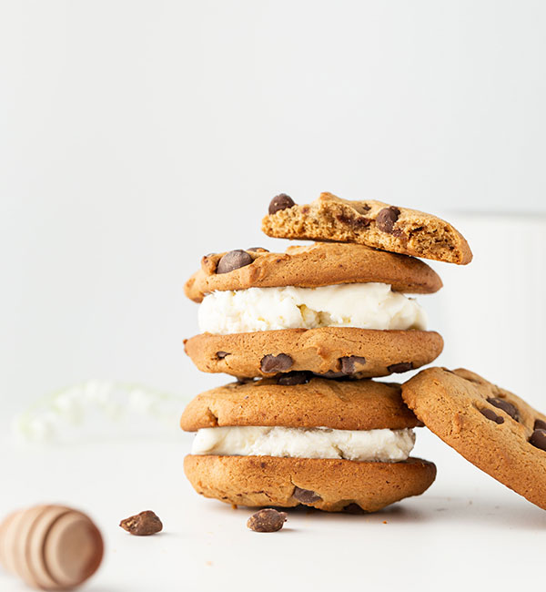 Peanut Cream Cookie